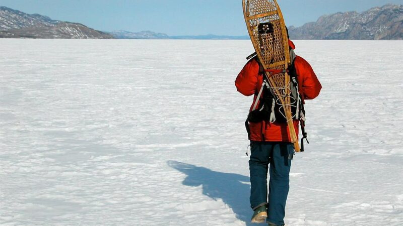 yukon territory wie man ein loch ins eis bohrt 2